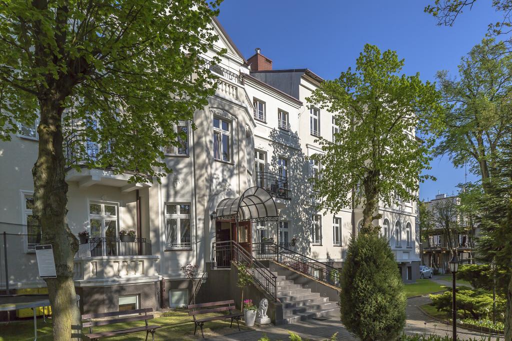 Maxymilian Unique Hotel - Adults Only Kołobrzeg Exterior foto